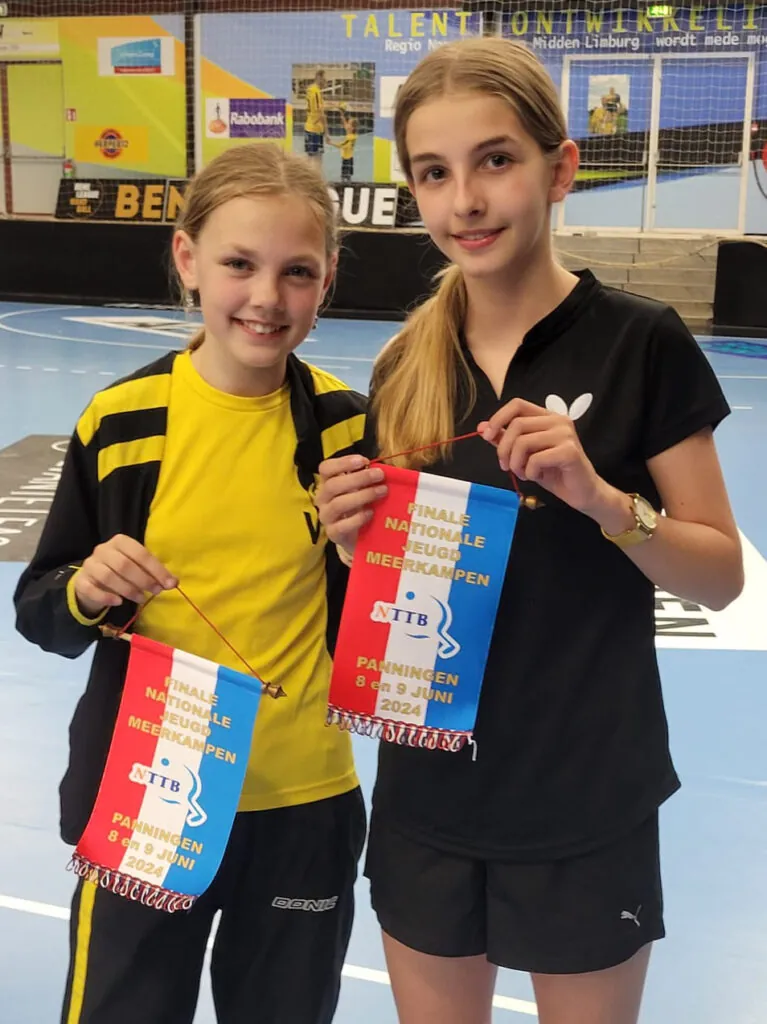 Puck en Sara bij de Finale in Panningen 2024